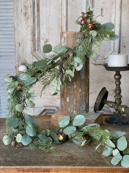 Gold Song Eucalyptus Garland | 5'