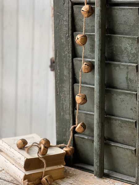 Gold Song Garland Small | 6'