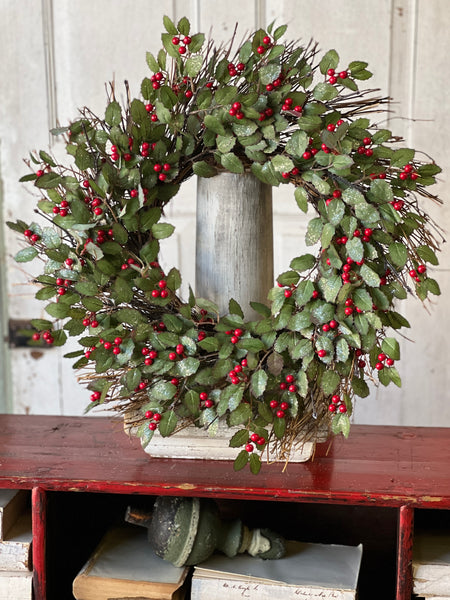 Holly Wreath with Berry | 22" | SOLD OUT